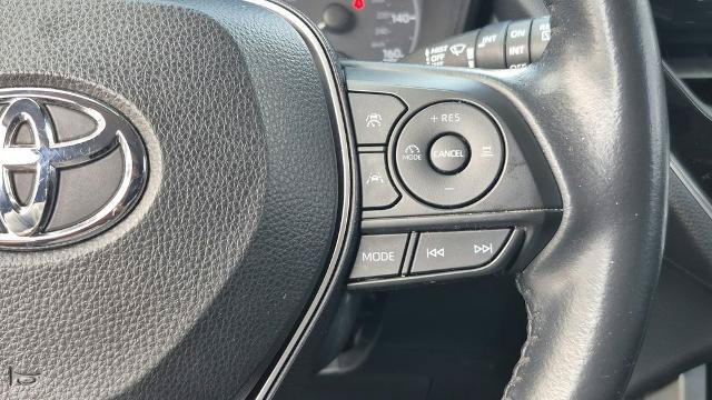 Used 2023 Toyota Corolla Cross LE FWD image 16