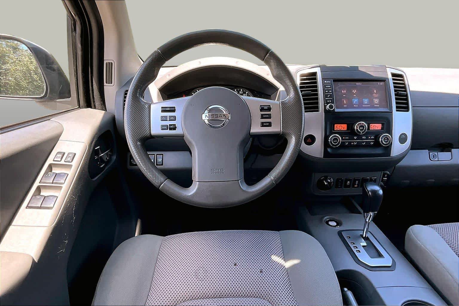 Used 2020 Nissan Frontier SV AWD/4WD image 6