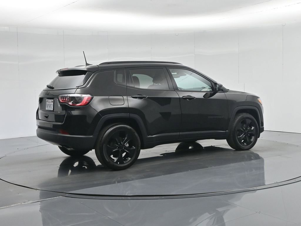 Used 2021 Jeep Compass Latitude image 30