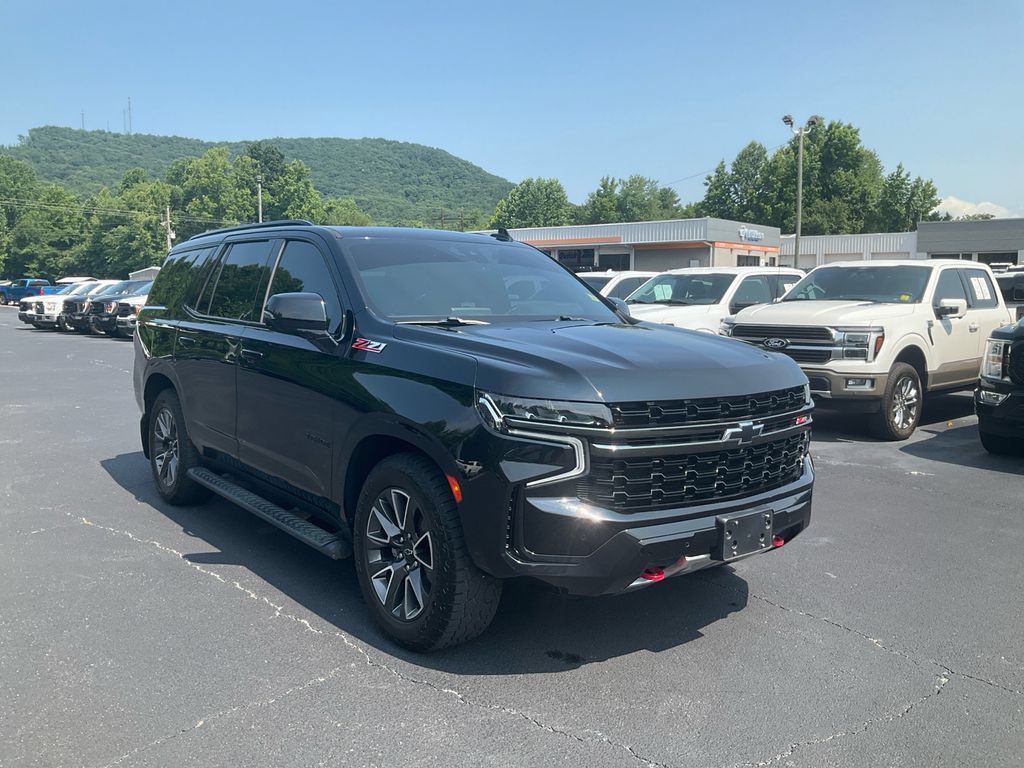 Used 2021 Chevrolet Tahoe Z71 w/ Z71 Off-Road Package AWD/4WD image 3