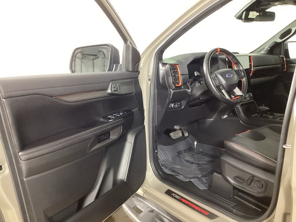 Certified 2025 Ford Ranger Raptor AWD/4WD image 10