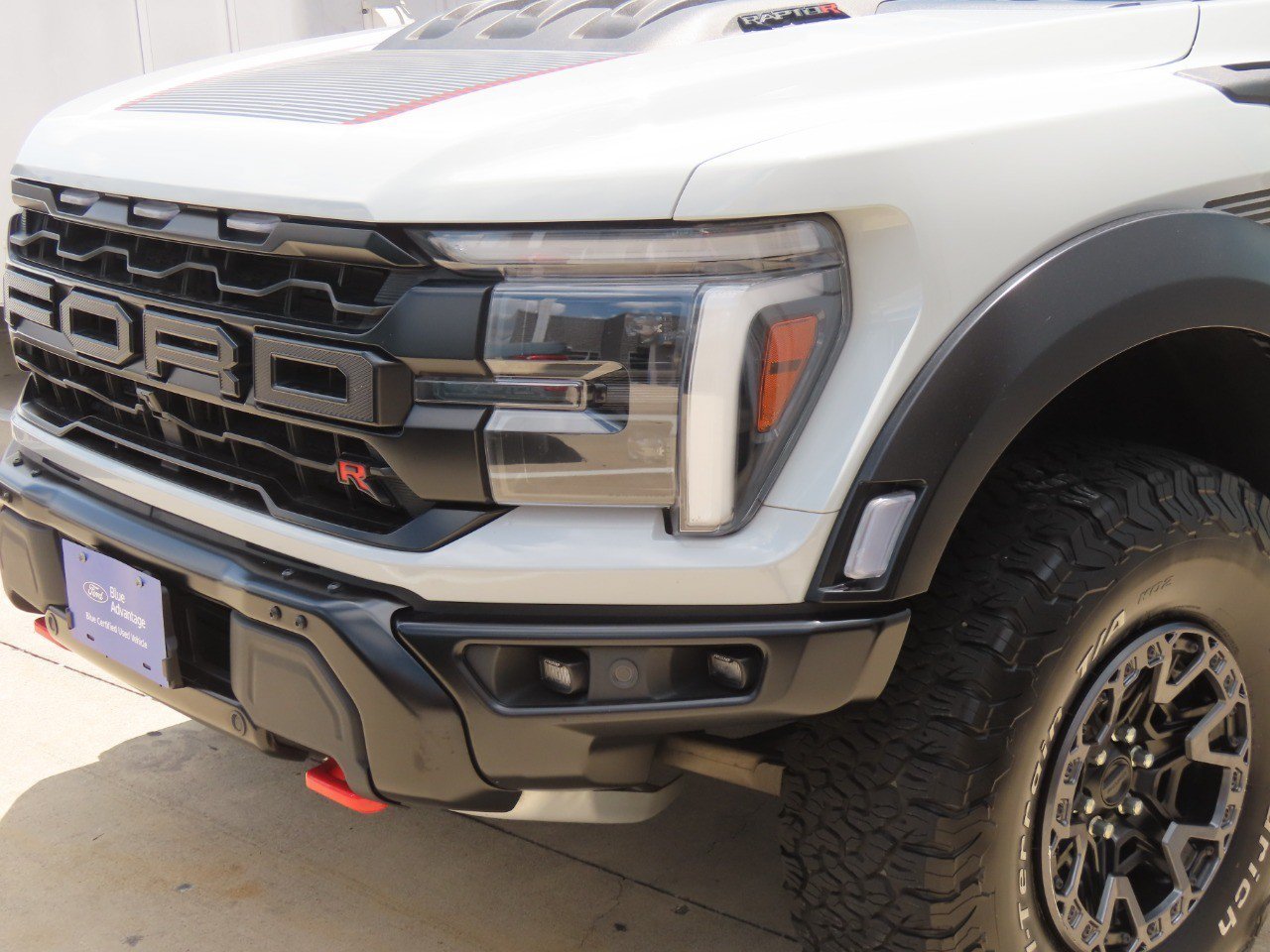 Certified 2024 Ford F150 Raptor w/ Equipment Group 803A Raptor R AWD/4WD image 3