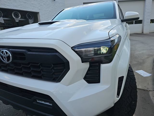Used 2024 Toyota Tacoma TRD Sport AWD/4WD image 27