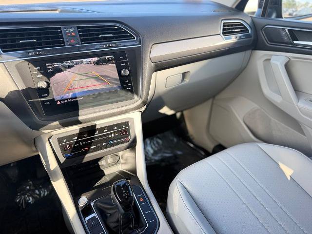 Used 2022 Volkswagen Tiguan SE FWD image 21