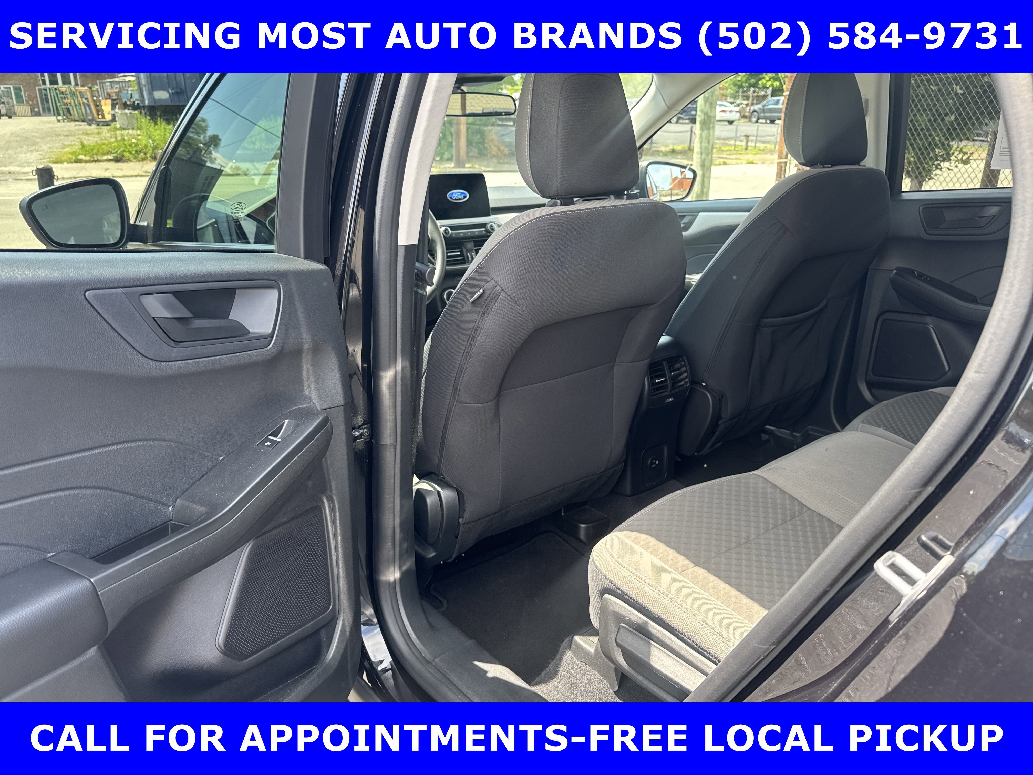 Certified 2022 Ford Escape SE w/ Cold Weather Package image 13