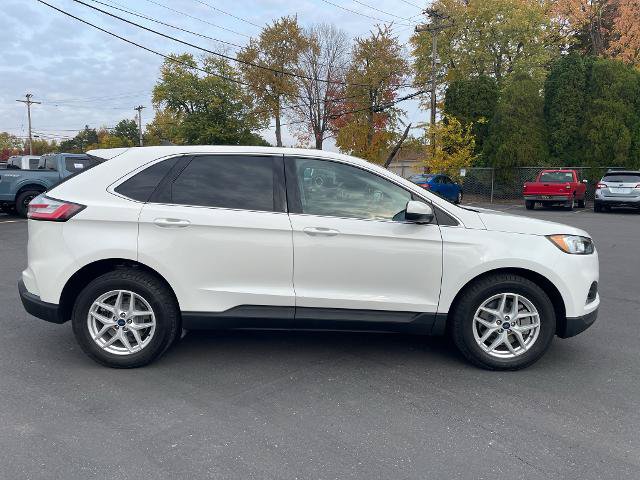 Certified 2022 Ford Edge SEL w/ Convenience Package AWD/4WD image 4