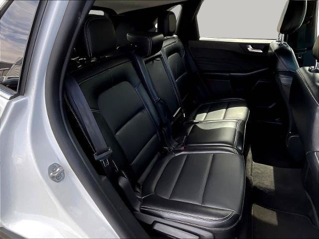 Certified 2024 Ford Escape Platinum AWD/4WD image 27