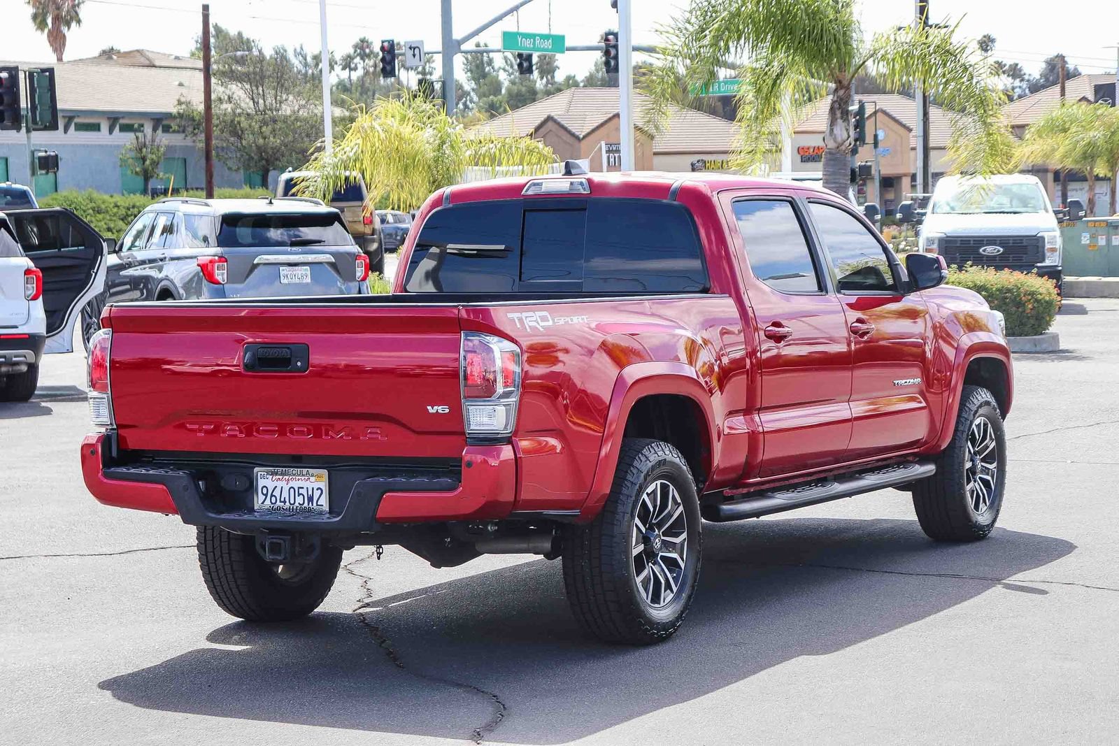 Used 2020 Toyota Tacoma TRD Sport w/ Technology Package RWD image 4