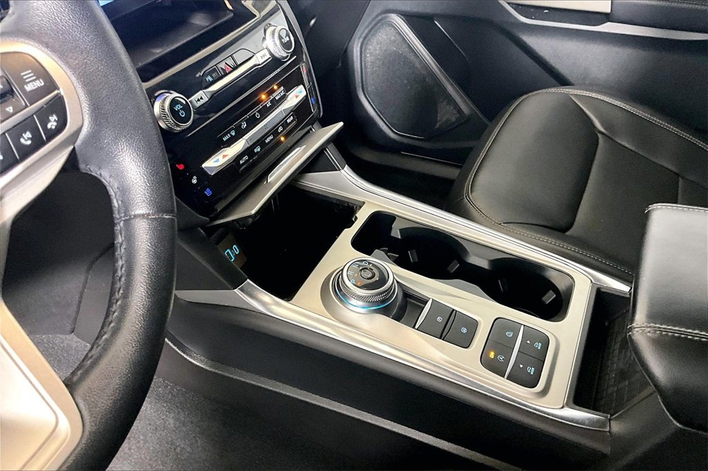 Certified 2024 Ford Explorer Limited image 13