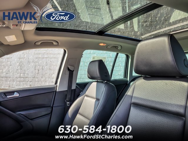 Used 2017 Volkswagen Tiguan Wolfsburg Edition AWD/4WD image 9