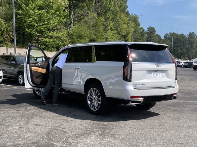 Used 2022 Cadillac Escalade ESV Premium Luxury w/ Performance Package image 10