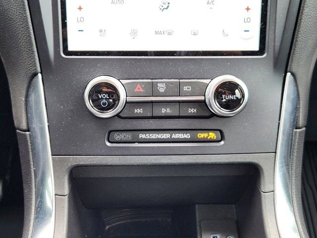 Certified 2023 Ford Edge Titanium AWD/4WD image 16