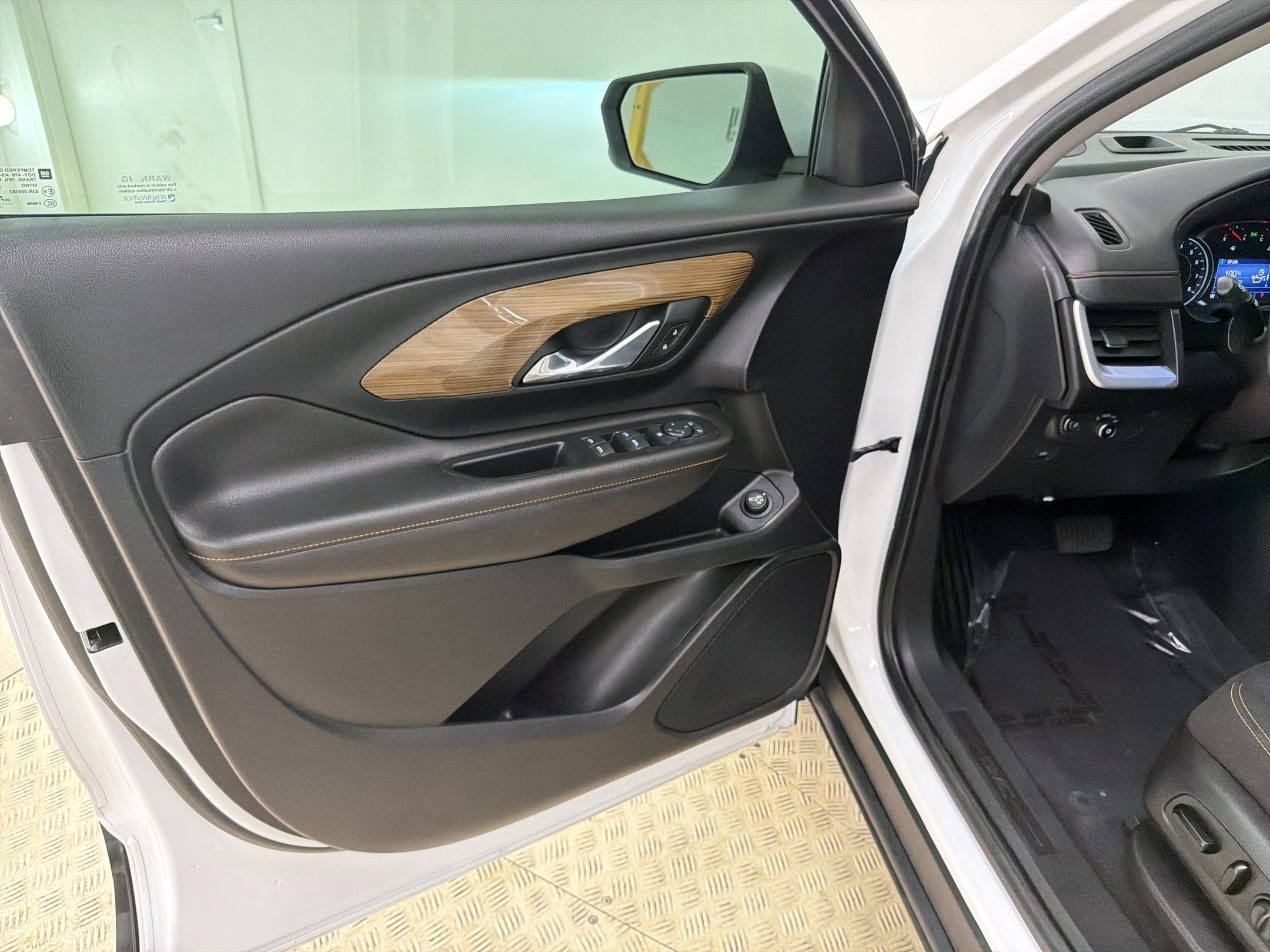 Used 2021 GMC Terrain SLE w/ Driver Convenience Package FWD image 20