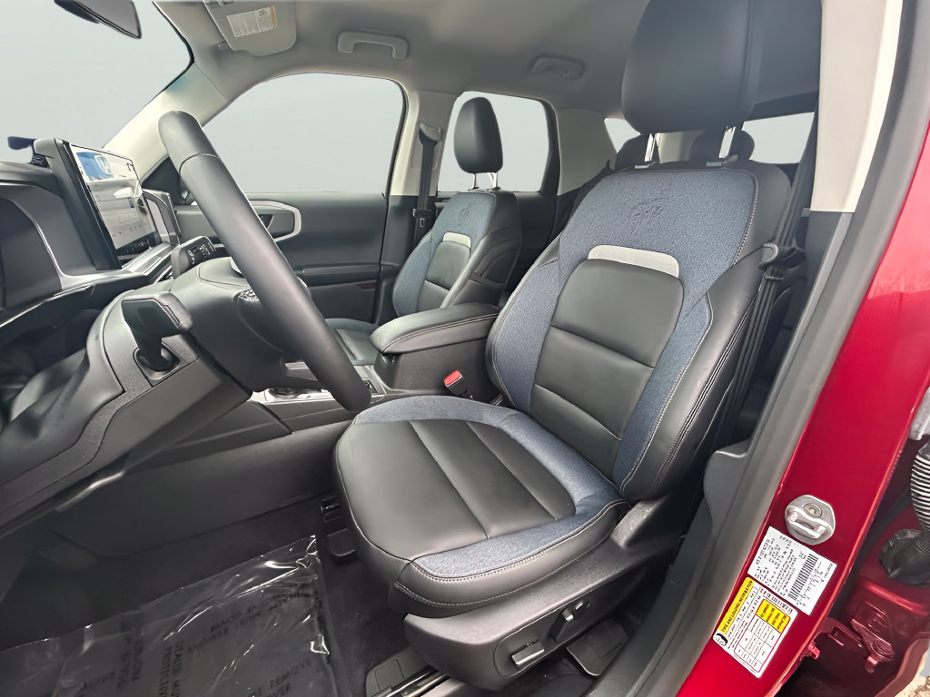 Certified 2025 Ford Bronco Sport Outer Banks w/ Outer Banks Tech Package+ AWD/4WD image 11