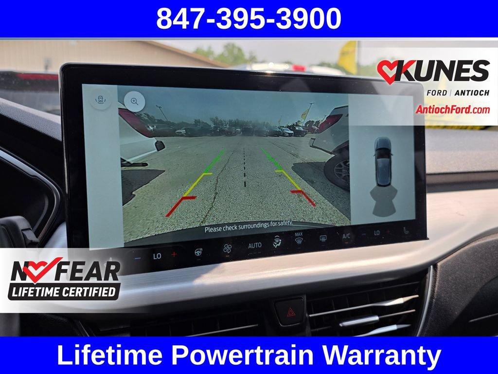 Certified 2025 Ford Escape Platinum AWD/4WD image 48