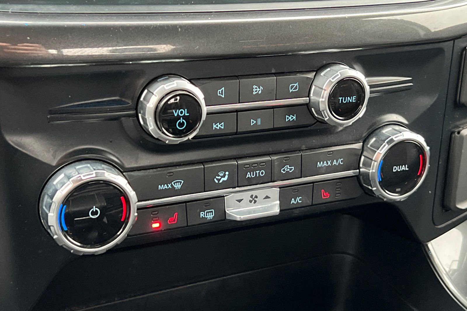 Certified 2022 Ford F150 Tremor w/ Equipment Group 401A Mid image 21