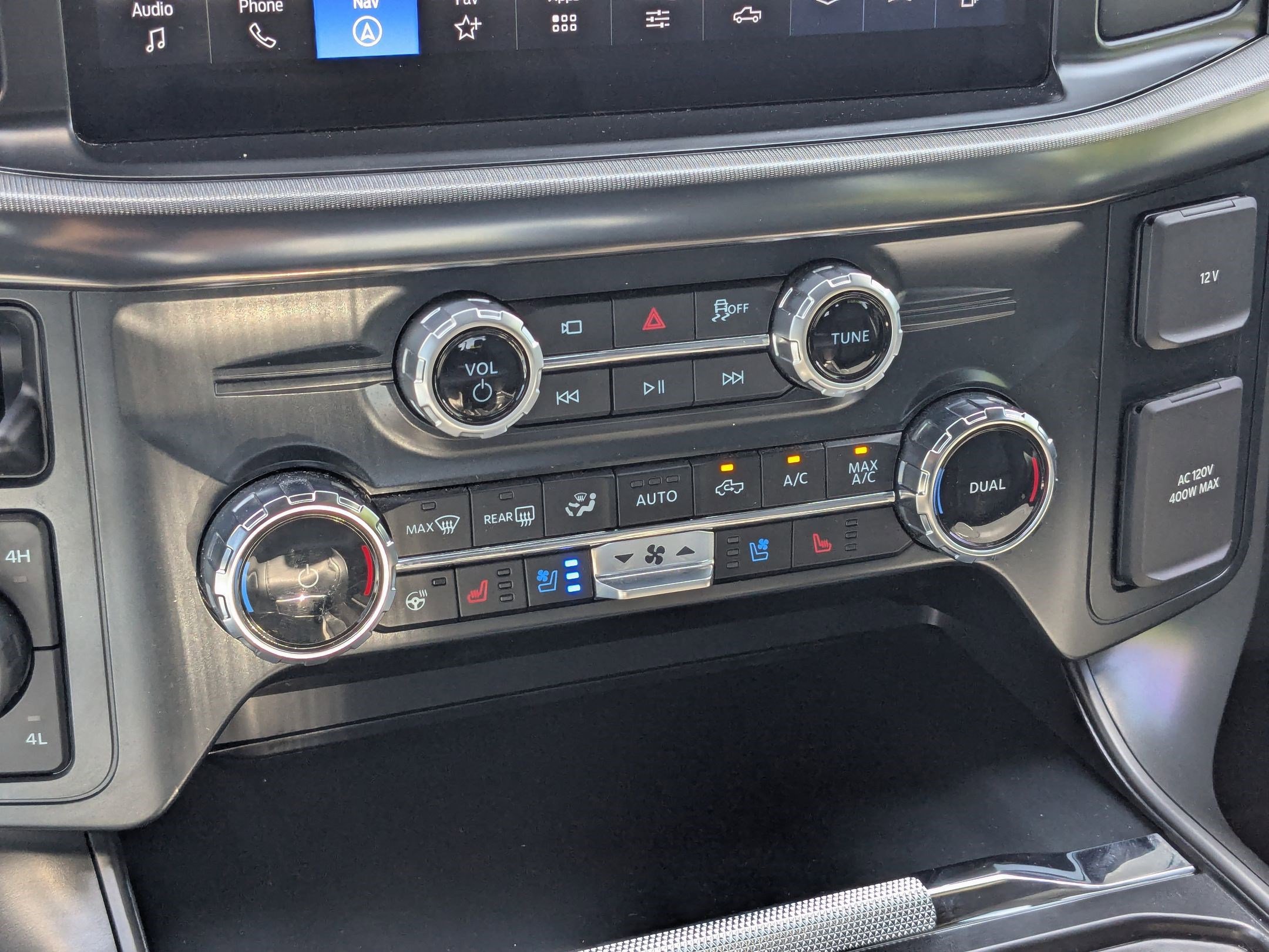 Certified 2025 Ford F150 Lariat AWD/4WD image 29