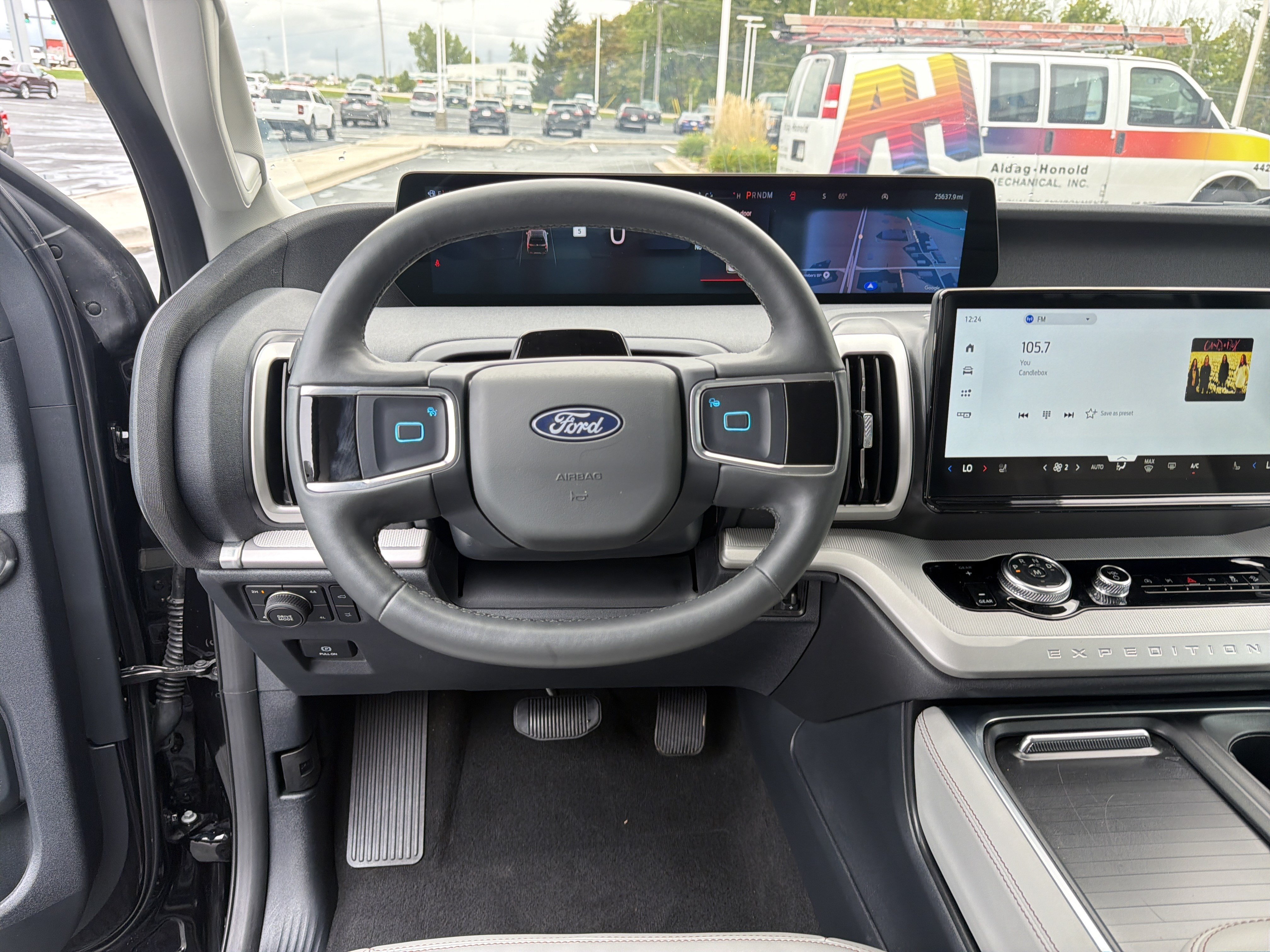 Certified 2025 Ford Expedition Active AWD/4WD image 35