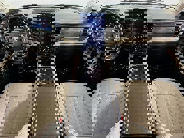 Certified 2022 Ford Expedition Max Platinum image 14