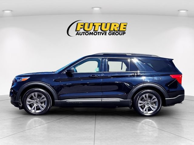 Certified 2021 Ford Explorer XLT w/ Equipment Group 202A RWD image 8