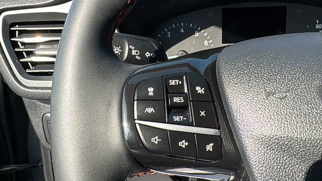 Certified 2022 Ford Escape SEL w/ SEL Stealth AWD Package image 20