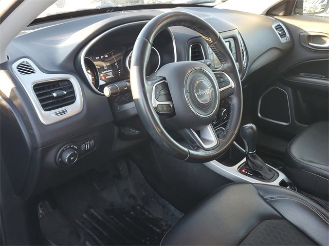Used 2018 Jeep Compass Latitude image 11