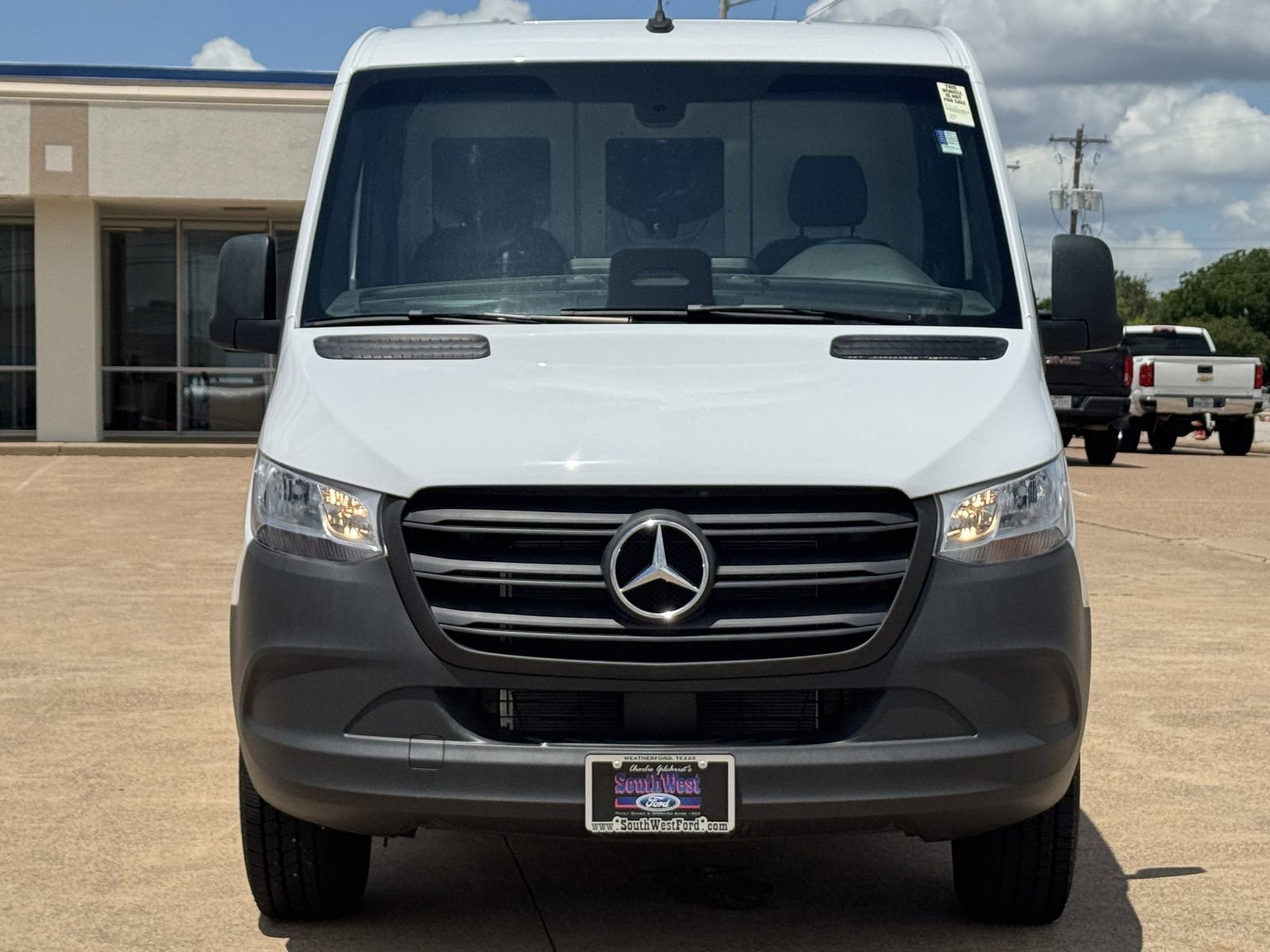 Used 2025 Mercedes-Benz Sprinter 2500 image 9