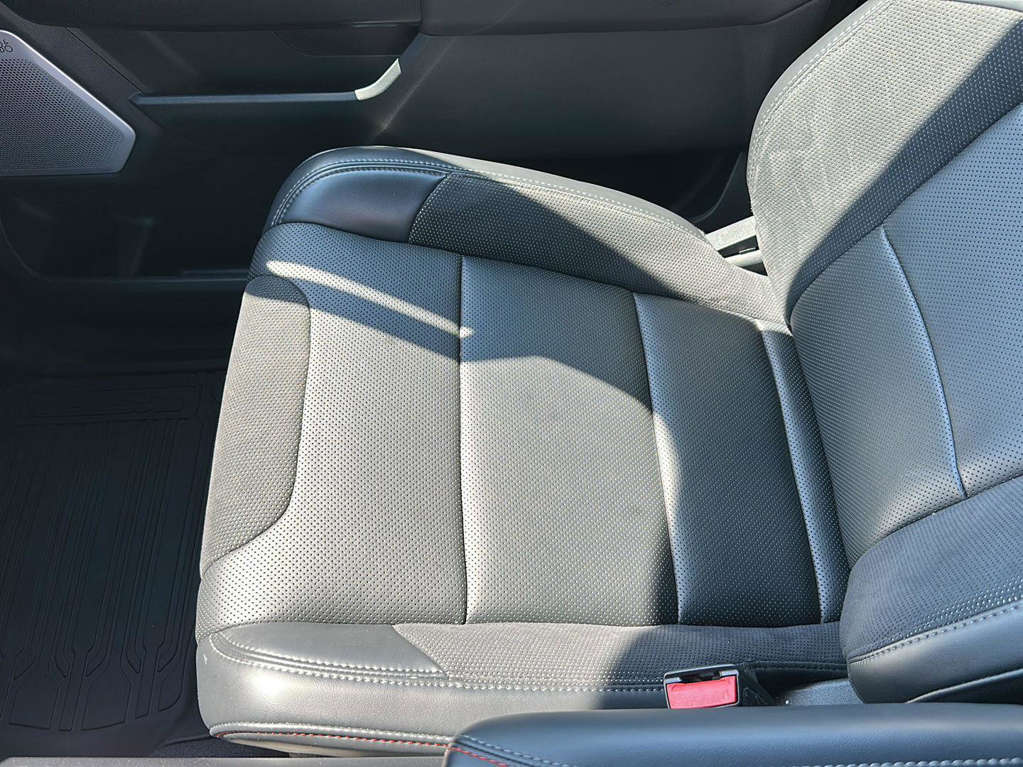 Certified 2025 Ford F150 Raptor image 25