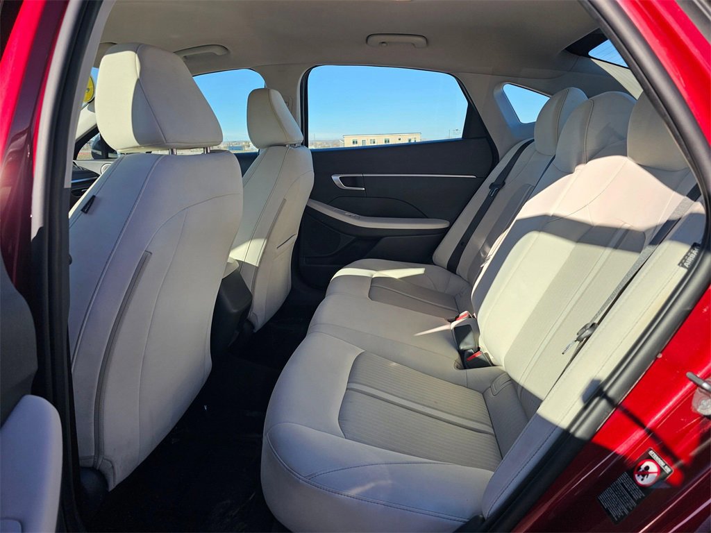 Used 2023 Hyundai Sonata SE image 13