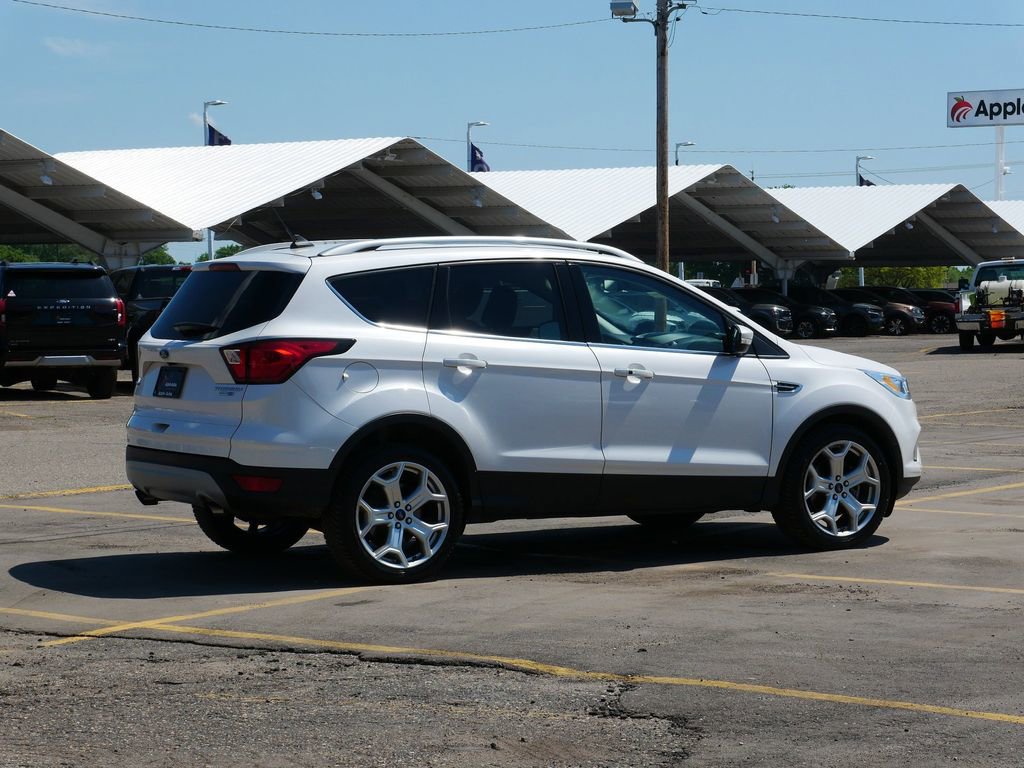 Certified 2019 Ford Escape Titanium AWD/4WD image 3