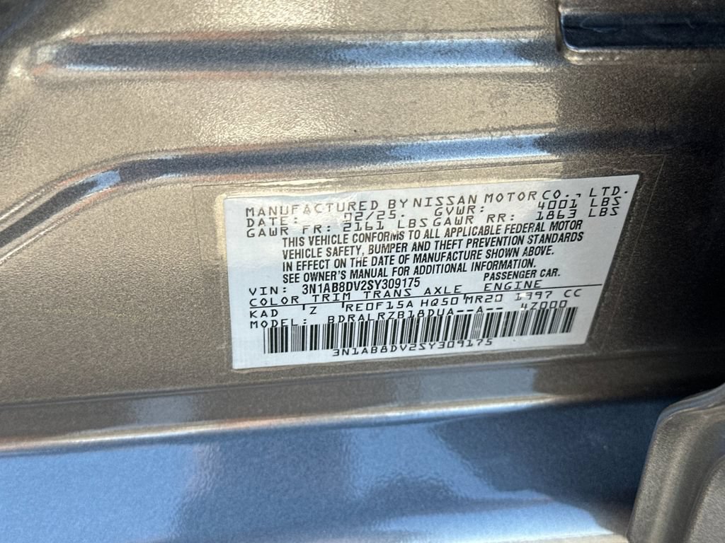 Used 2025 Nissan Sentra SR FWD image 26