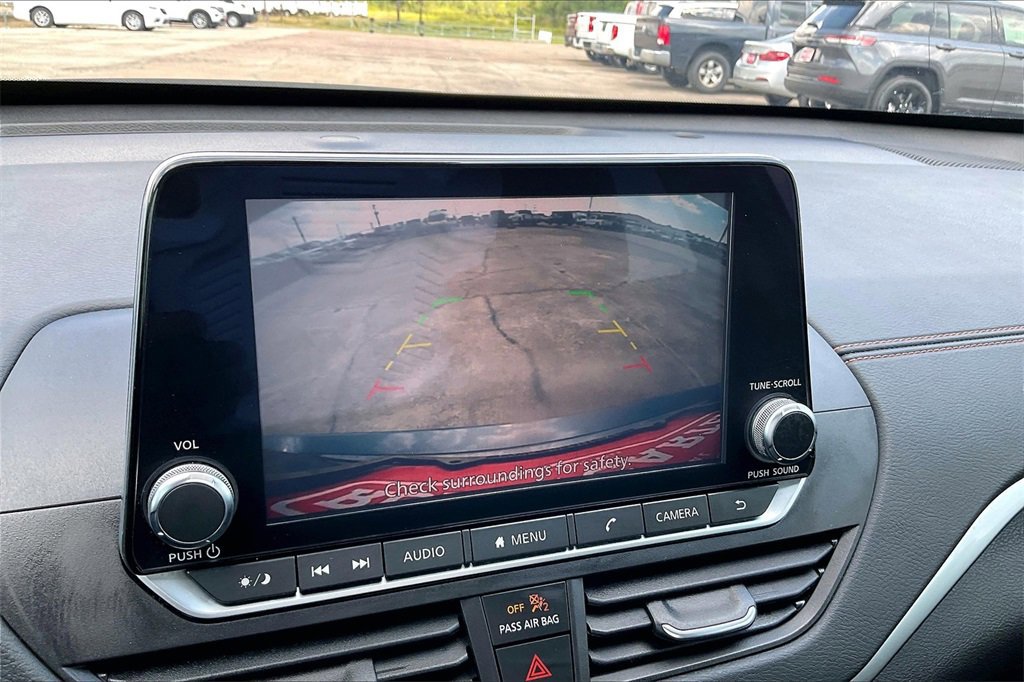 Used 2022 Nissan Altima 2.5 SR image 13