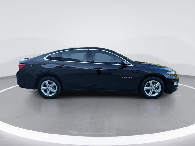 Used 2024 Chevrolet Malibu LS FWD image 2