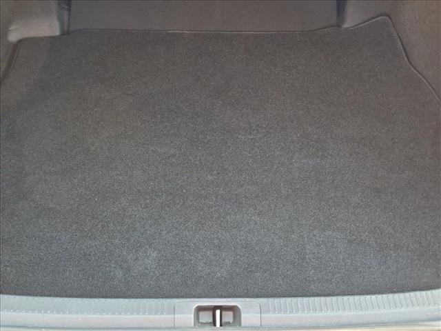 Used 2020 Toyota Camry LE FWD image 6