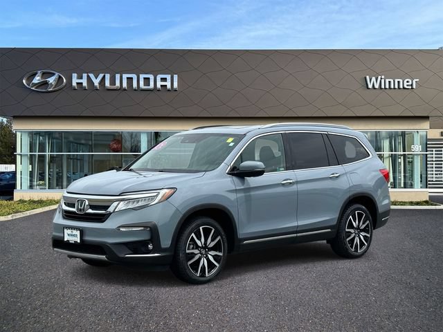 Used 2022 Honda Pilot Touring image 1