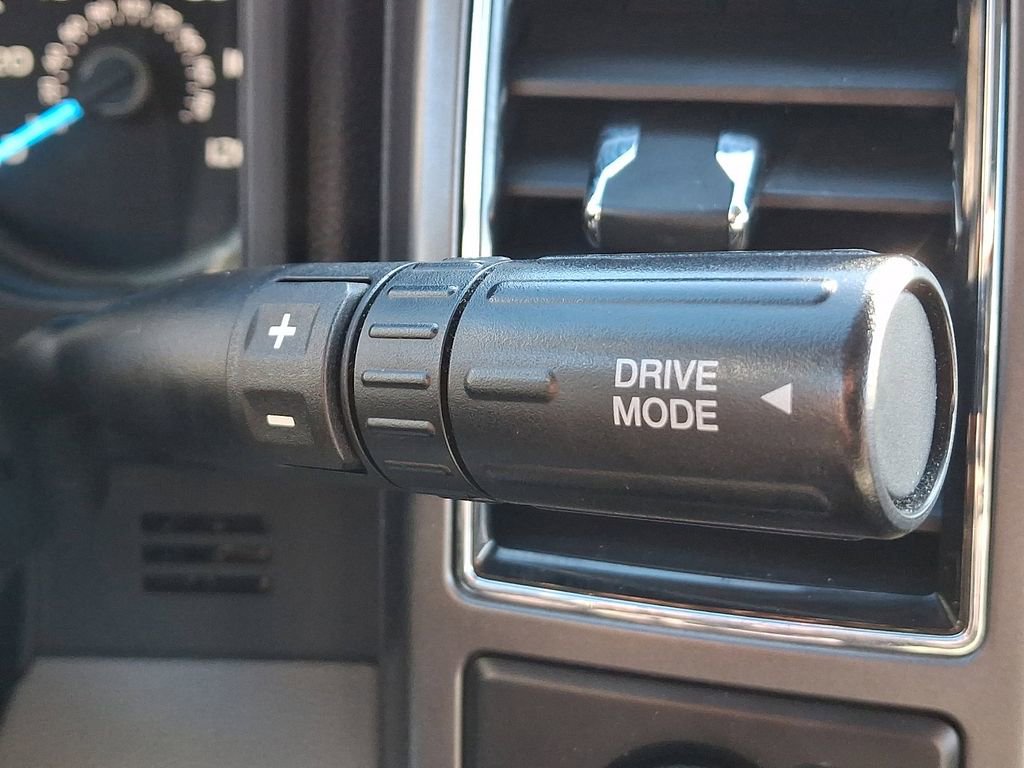 Certified 2019 Ford F150 XLT w/ Equipment Group 302A Luxury image 14