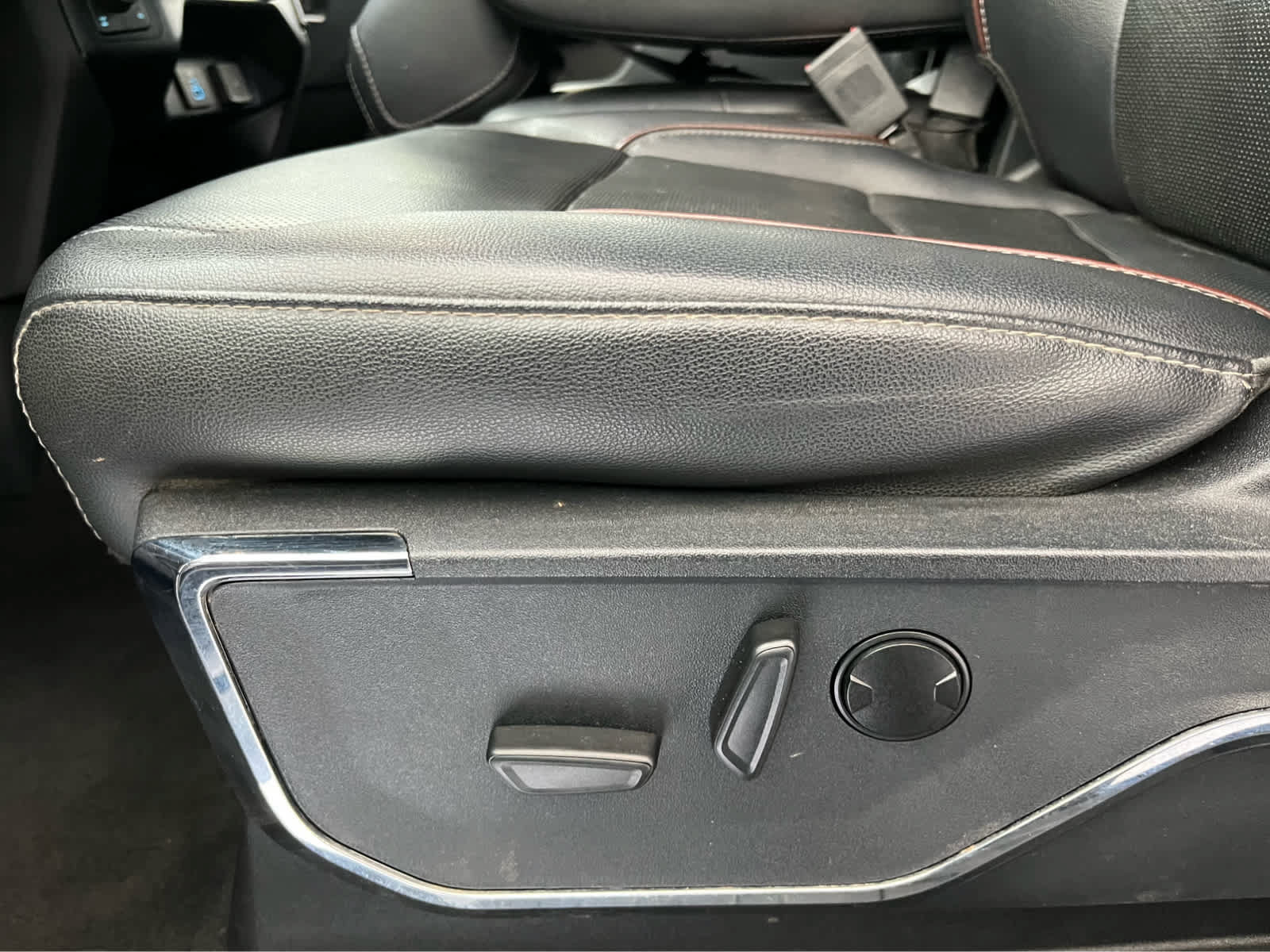 Certified 2023 Ford F350 Lariat w/ Tow Technology Package AWD/4WD image 19
