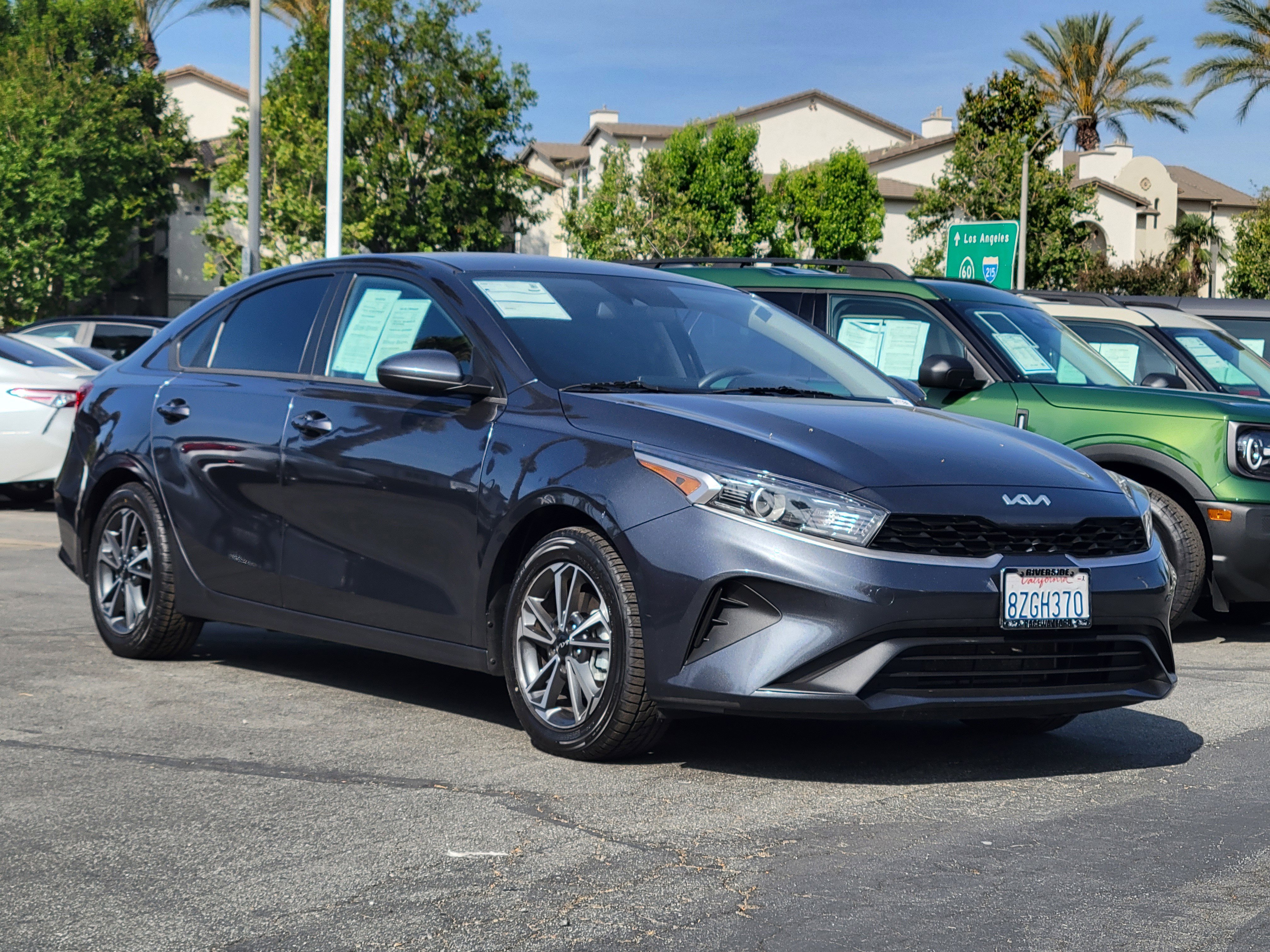 Used 2022 Kia Forte LXS FWD image 1