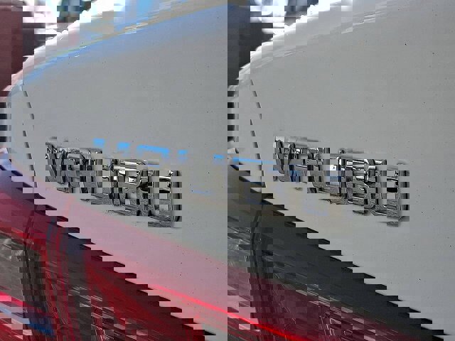 Used 2018 Chevrolet Malibu LT image 26