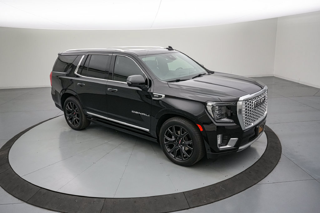 Used 2024 GMC Yukon Denali w/ Denali Reserve Package AWD/4WD image 2