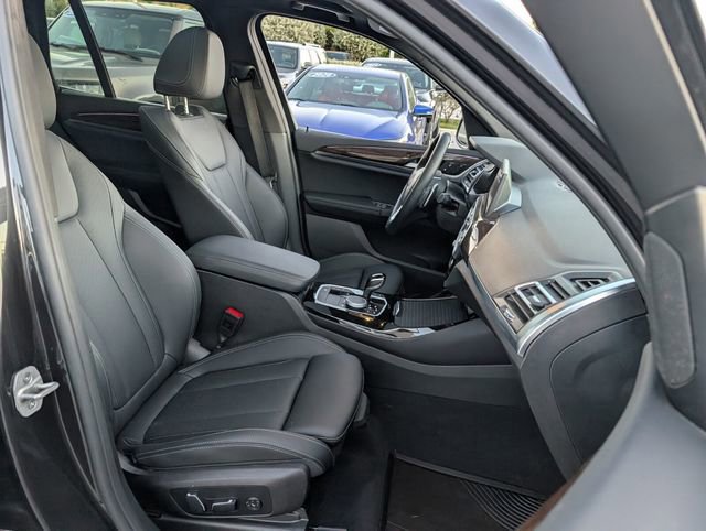 Used 2024 BMW X3 sDrive30i w/ Convenience Package image 16