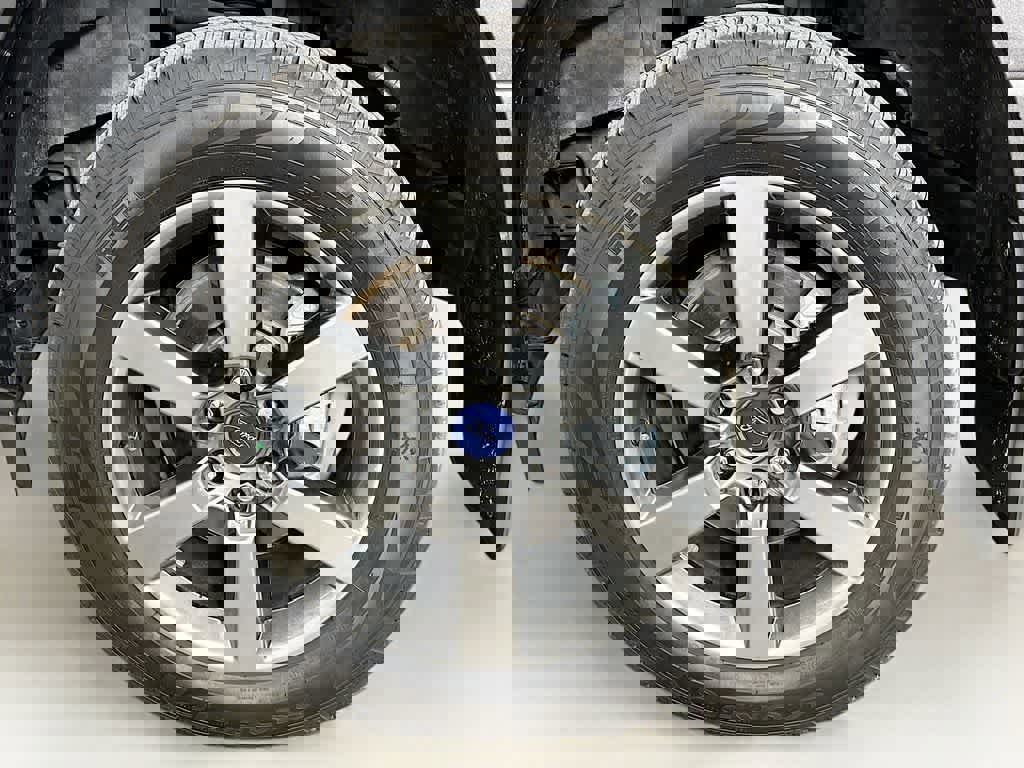 Certified 2017 Ford F150 XL w/ Equipment Group 101A Mid image 11