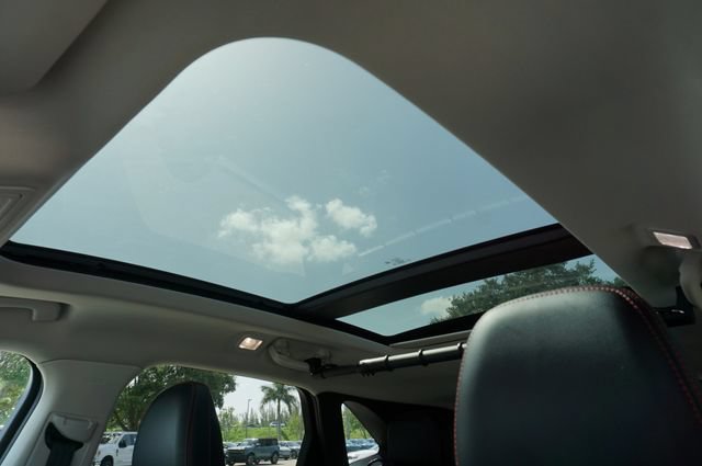 Certified 2022 Ford Escape SEL w/ SEL Stealth AWD Package image 9