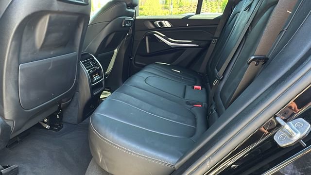 Used 2021 BMW X5 sDrive40i w/ M Sport Package RWD image 21