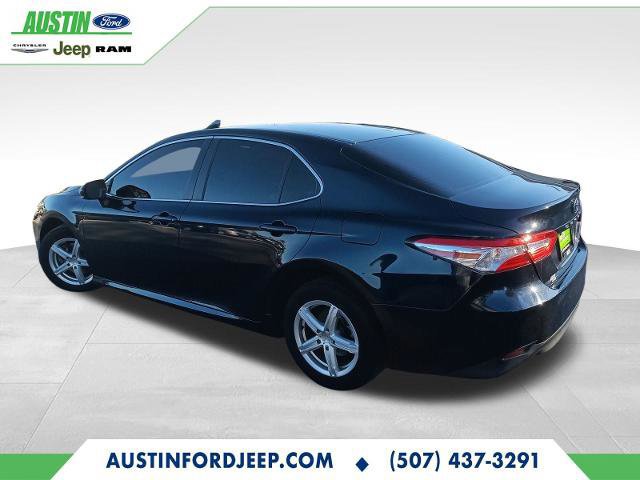 Used 2018 Toyota Camry L image 5