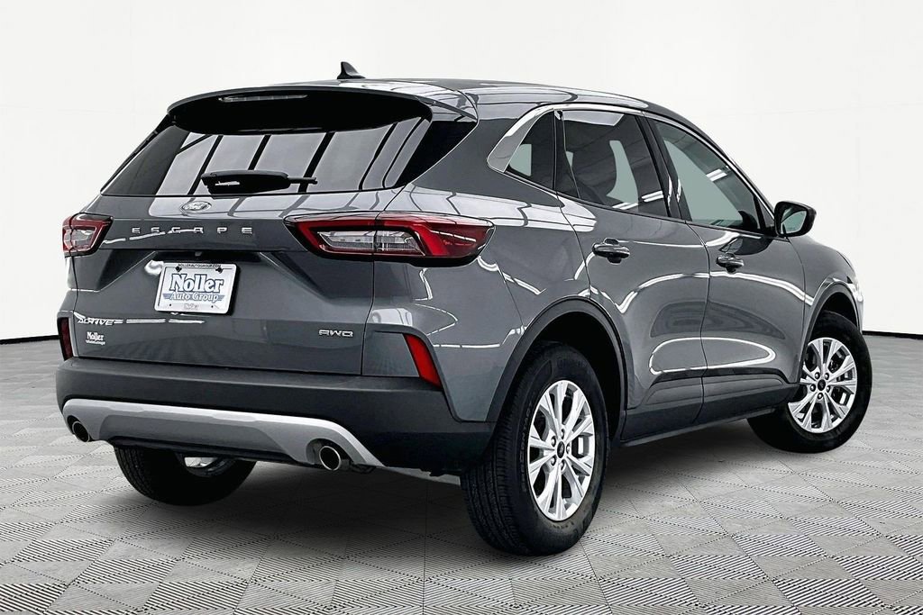 Certified 2023 Ford Escape Active image 4