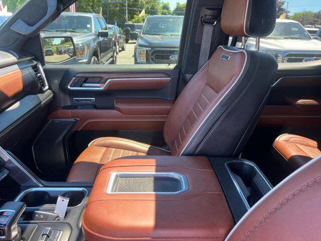 Used 2022 GMC Sierra 1500 Denali Ultimate AWD/4WD image 10