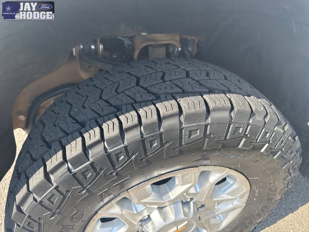 Used 2024 Chevrolet Silverado 2500 LTZ w/ LTZ Convenience Package image 14