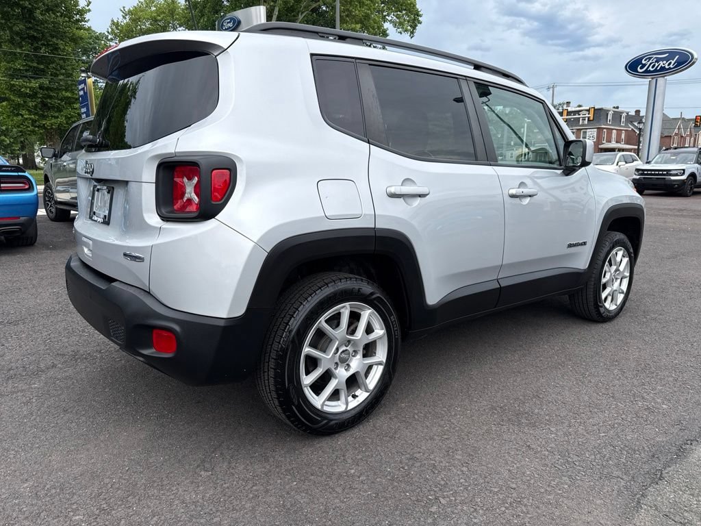 Used 2020 Jeep Renegade Latitude w/ Cold Weather Group AWD/4WD image 4