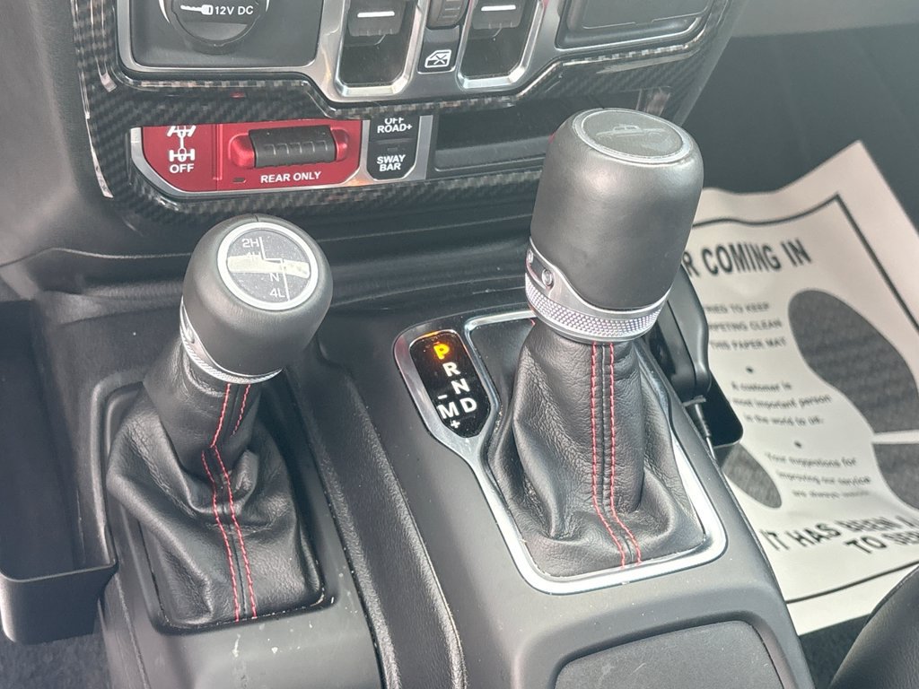 Used 2023 Jeep Gladiator Rubicon w/ Cold Weather Group AWD/4WD image 35
